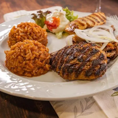 Neckarblick 호텔 3*