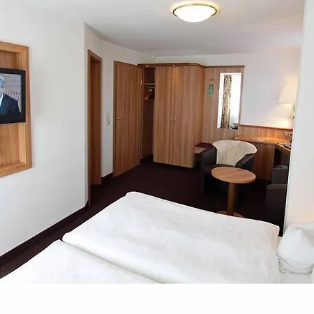 Neckarblick Hotel 3*
